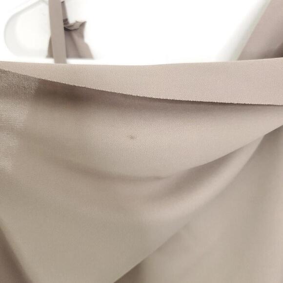 Miilla Dress WOmens M Cowl Neck Back Event Shift Silhouette Event Party - Picture 10 of 10